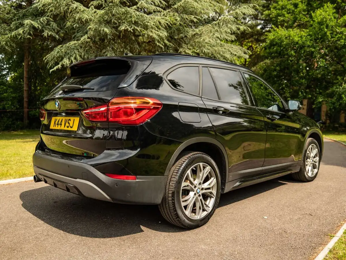 2016-bmw-x1-20td-sdrive18d-sport-ss-big-25