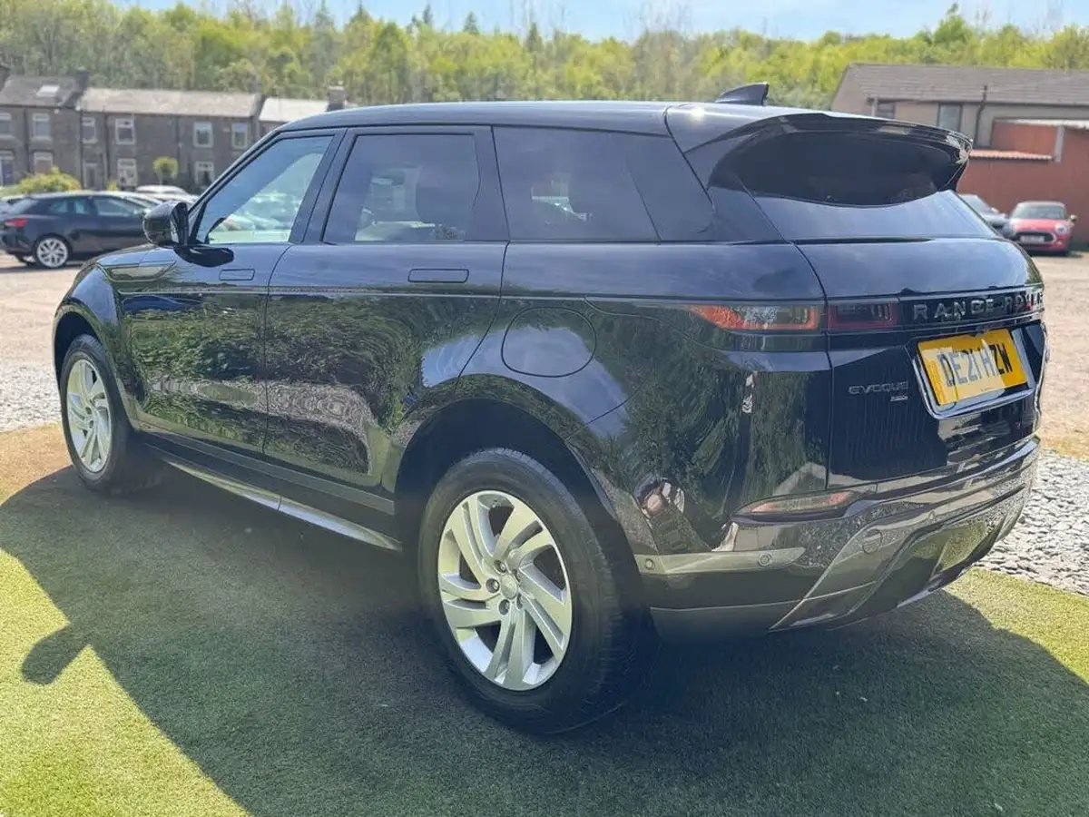 2021-land-rover-range-rover-evoque-15-p300e-r-dynamic-s-big-6
