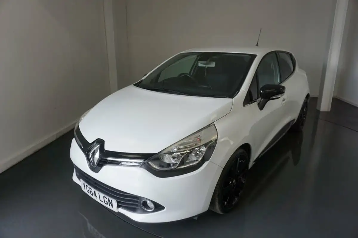 2014-renault-clio-15dci-dynamique-s-medianav-edc-auto-big-1
