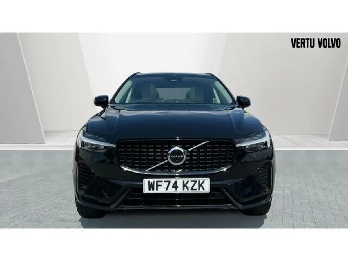 2024-volvo-xc60-20-t8-ultra-dark-big-11