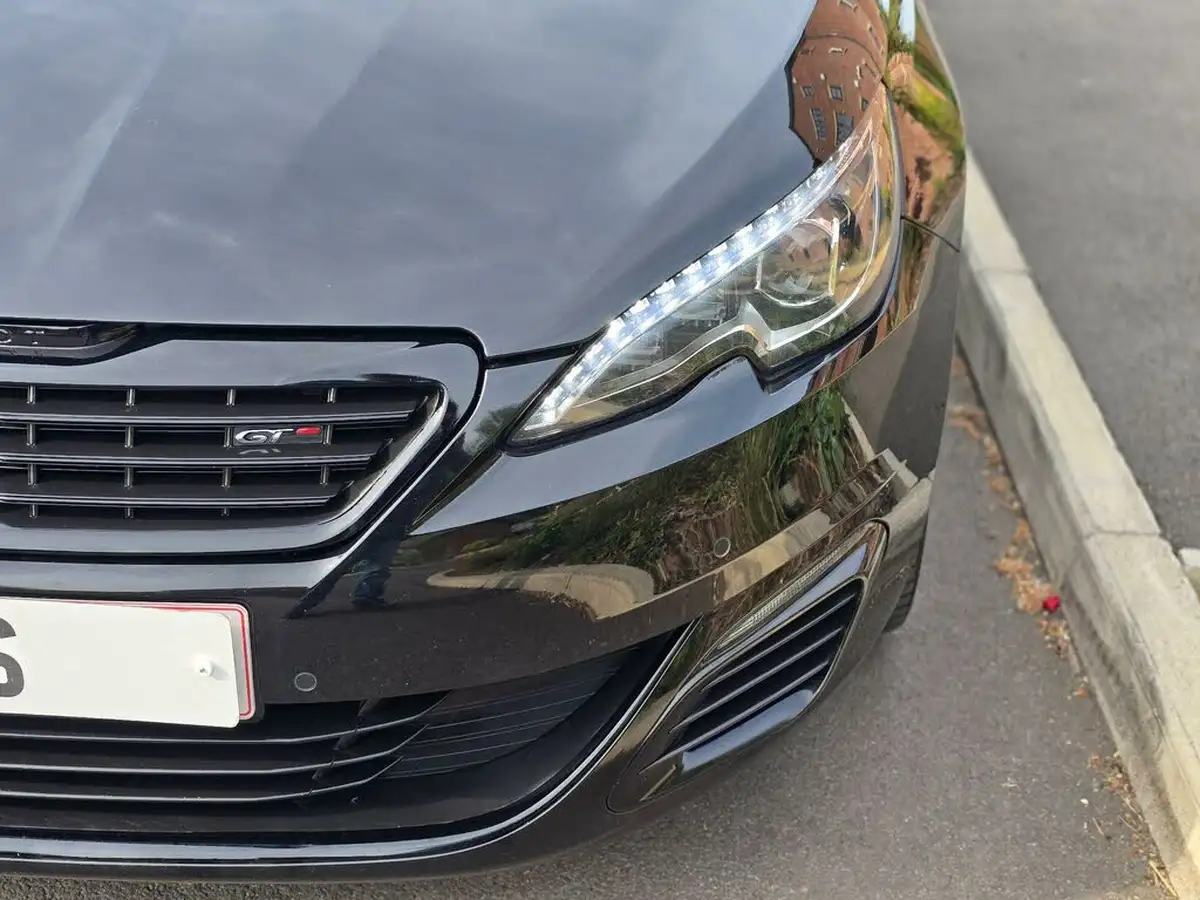 2016-peugeot-308-20-bluehdi-gt-eat6-big-47