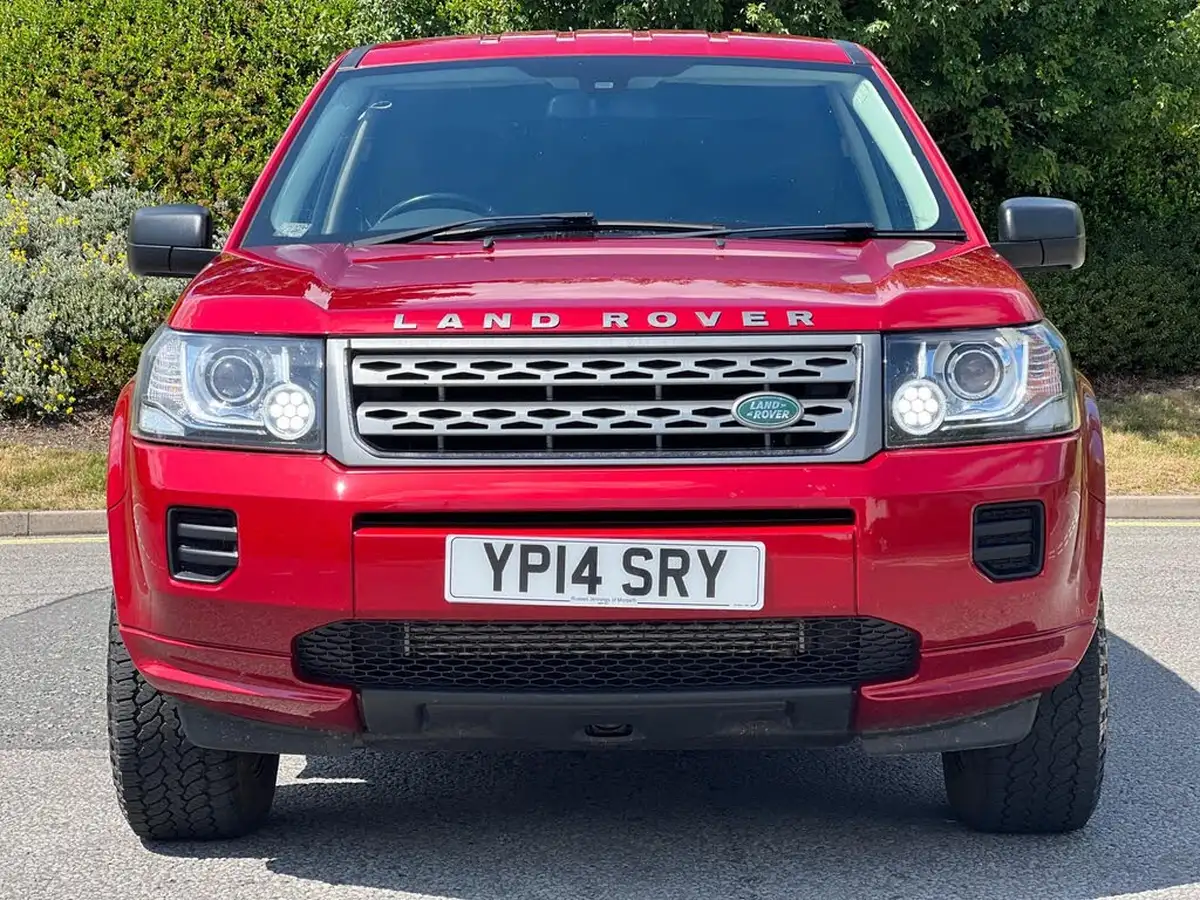 2014-land-rover-freelander-2-22td4-gs-big-1
