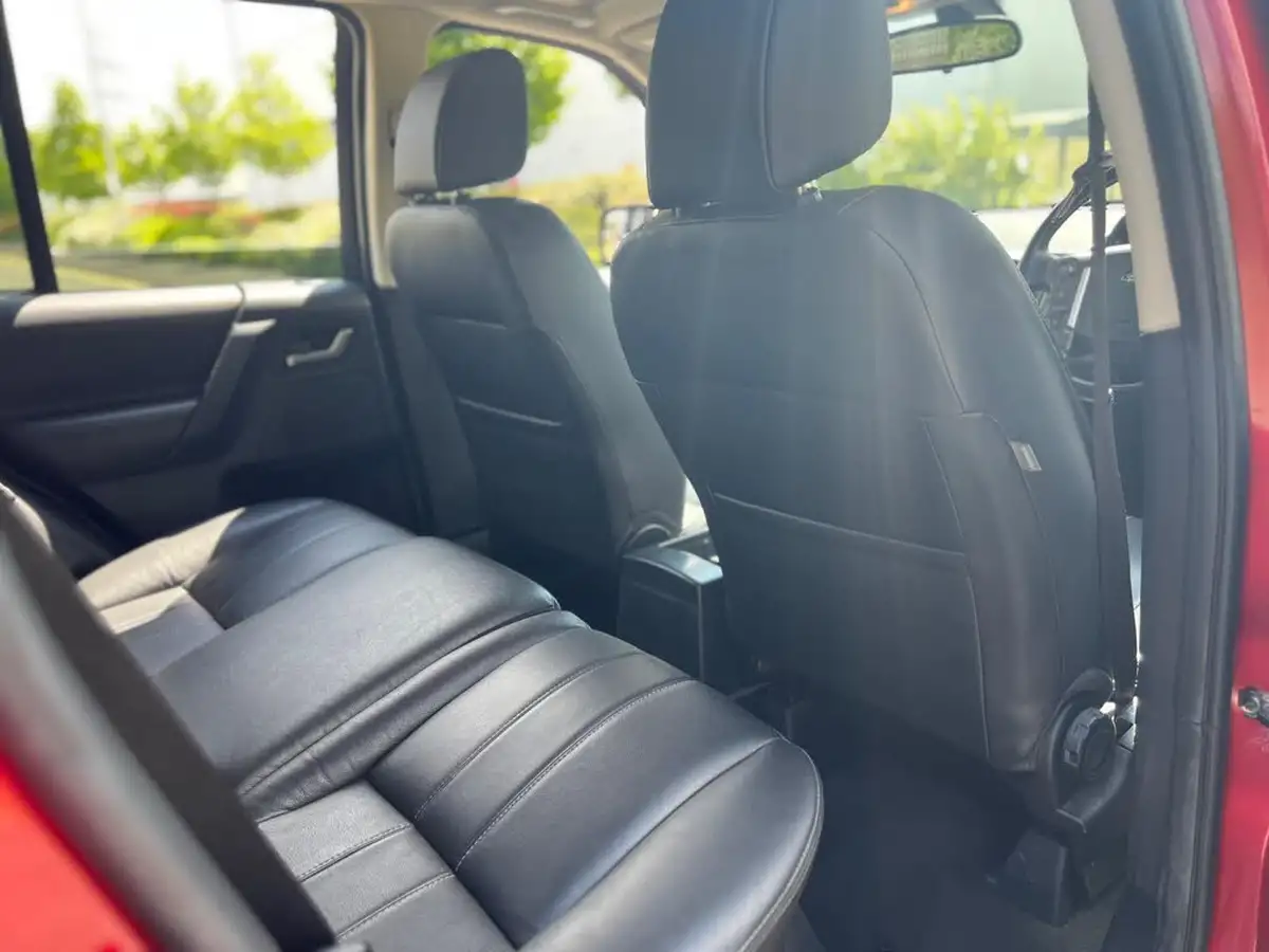 2014-land-rover-freelander-2-22td4-gs-big-25