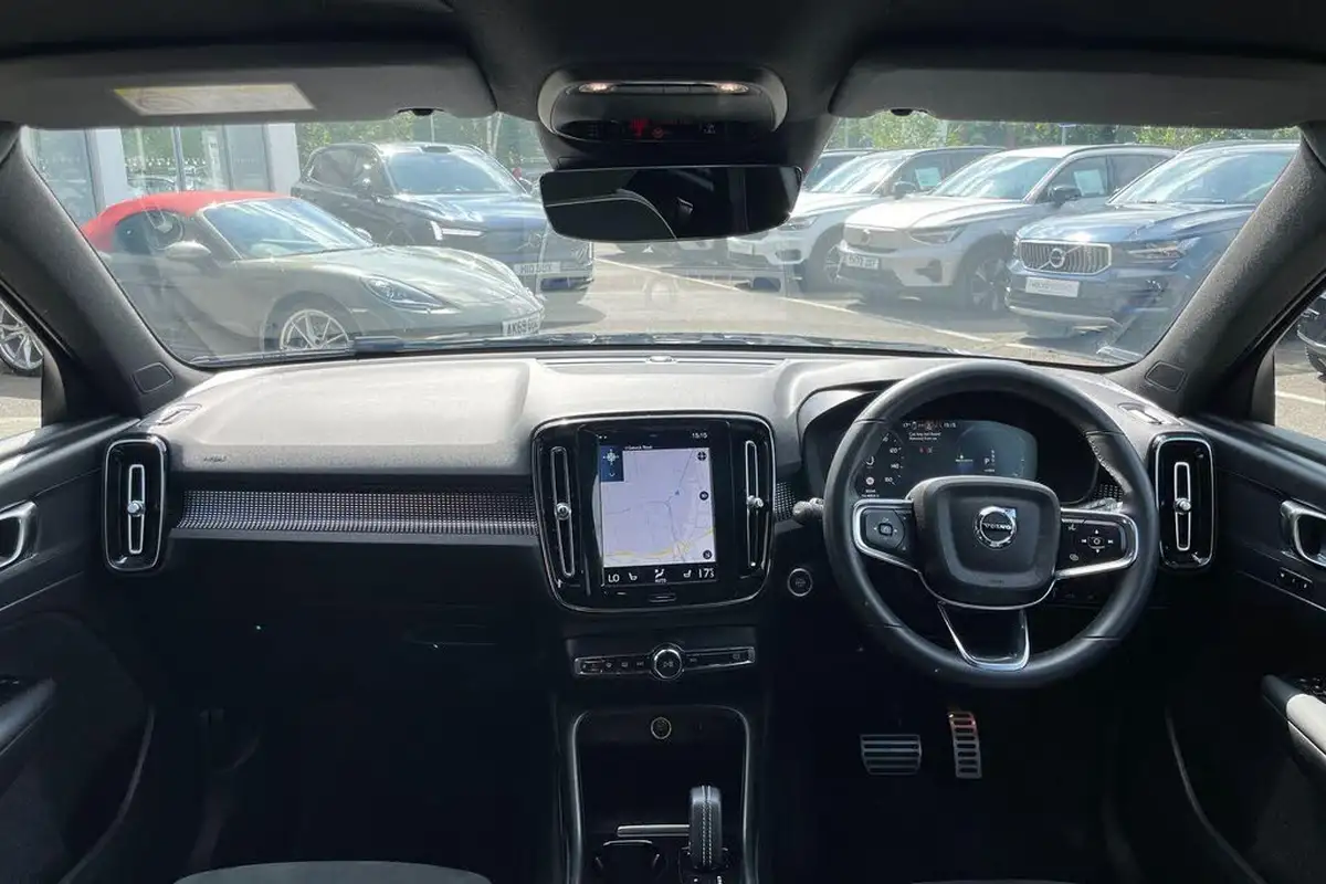 2021-volvo-xc40-15-t5-r-design-pro-258bhp-big-2