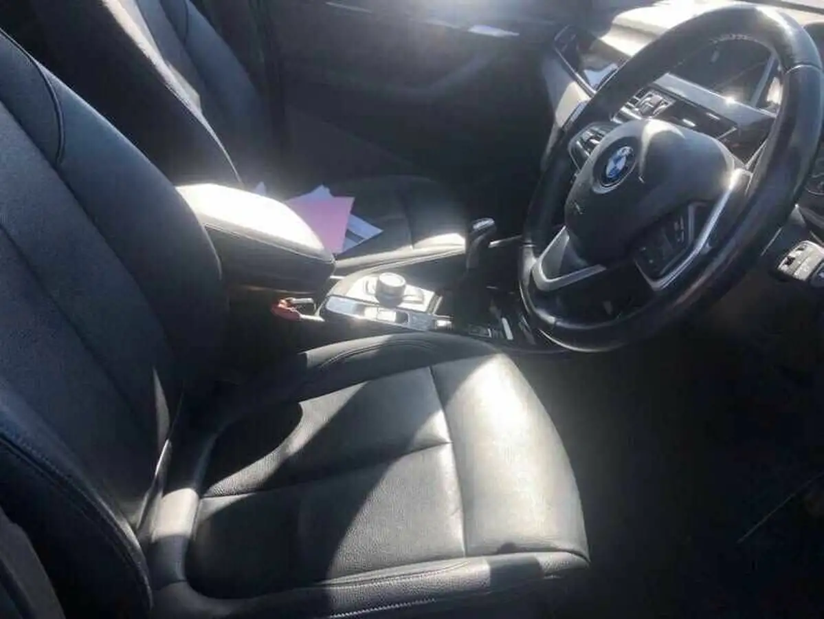 2019-bmw-x1-15-sdrive18i-xline-big-3