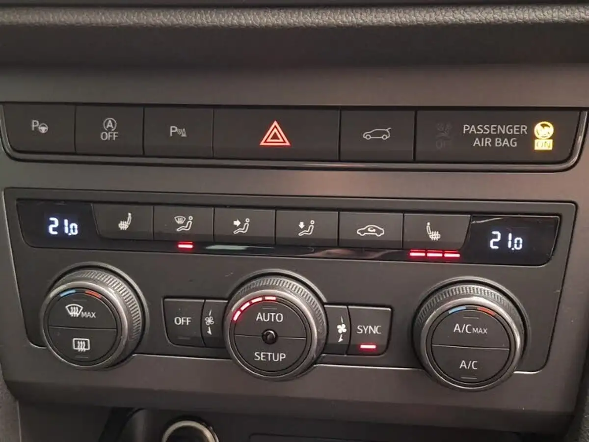 2024-cupra-ateca-15-ecotsi-v2-big-13