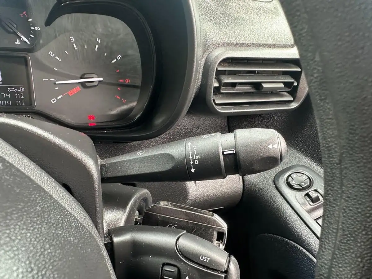 2020-citroen-berlingo-15bluehdi-650-enterprise-ss-big-19