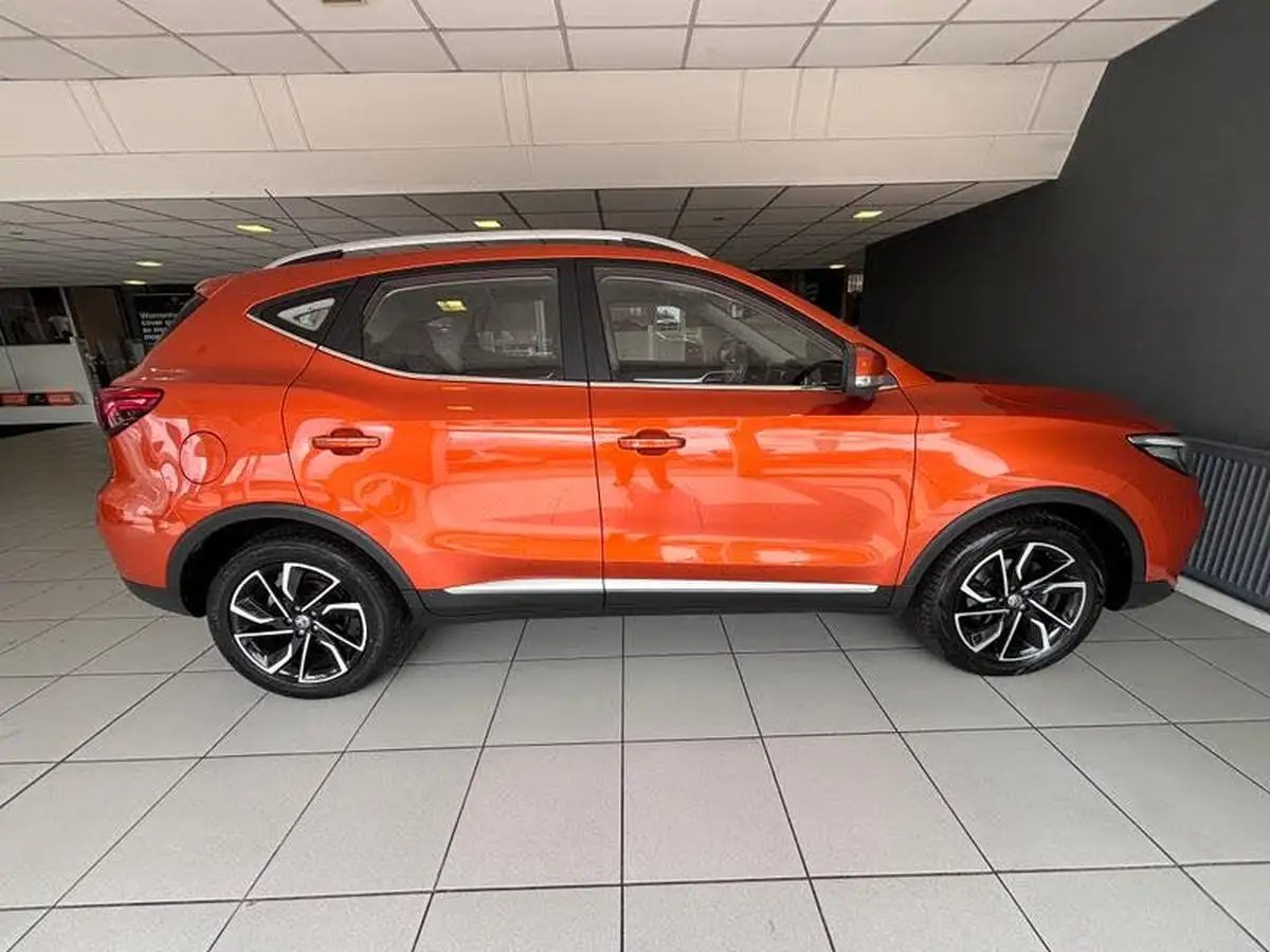 2021-mg-zs-suv-10t-gdi-exclusive-big-3
