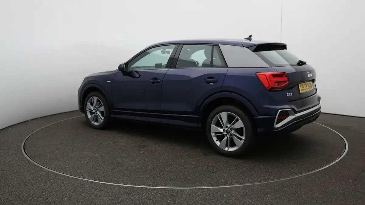 2023-audi-q2-15-35-tfsi-s-line-tronic-big-28