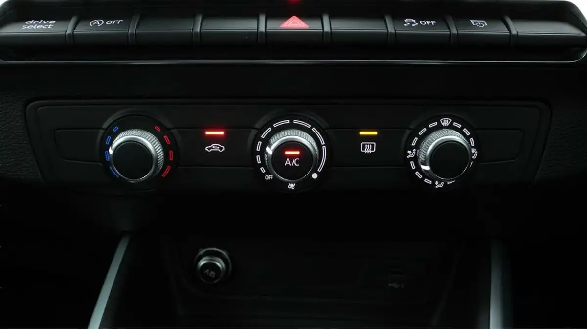 2023-audi-q2-15-35-tfsi-s-line-tronic-big-12