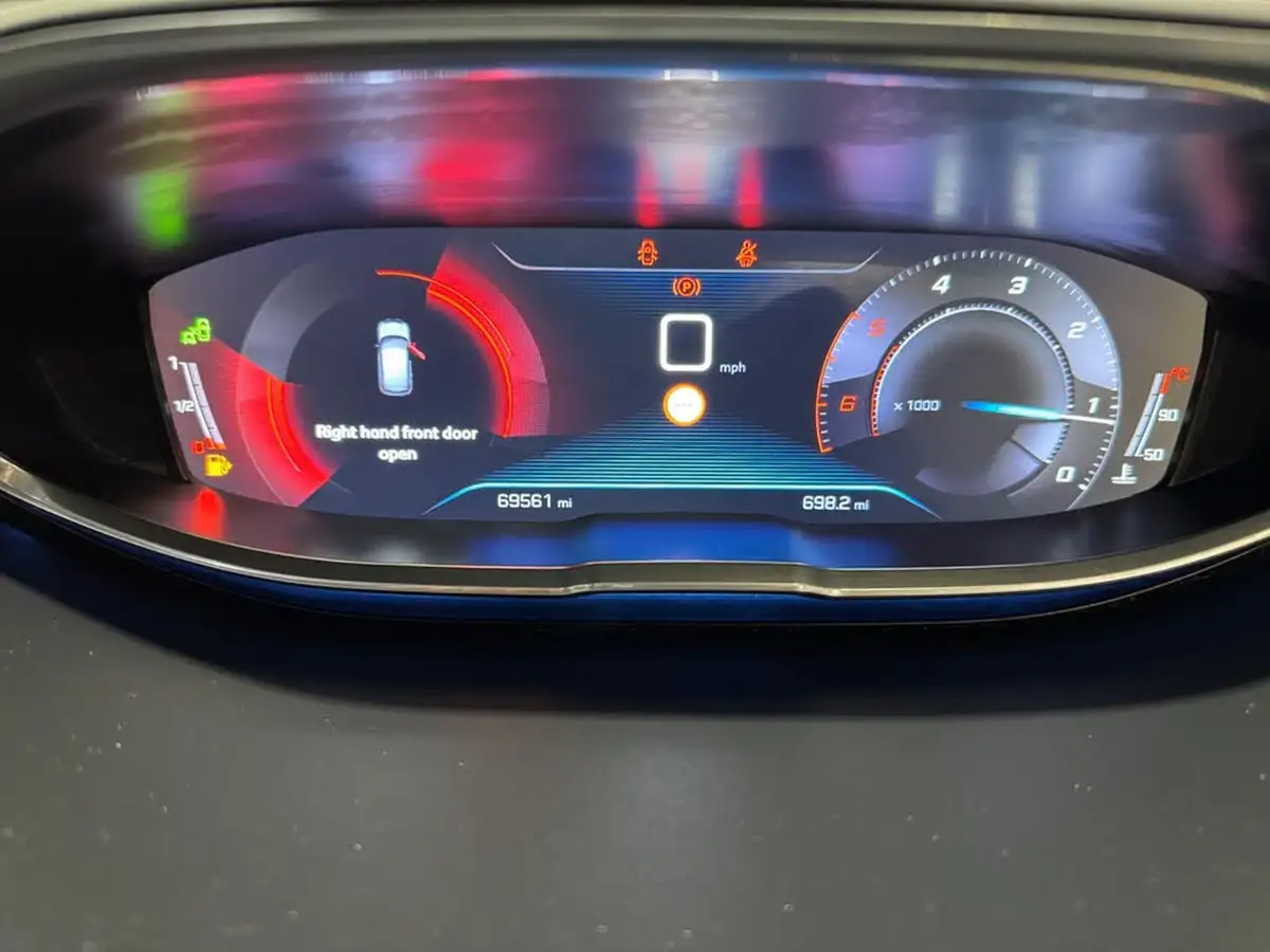 2017-peugeot-3008-suv-16-bluehdi-allure-big-22