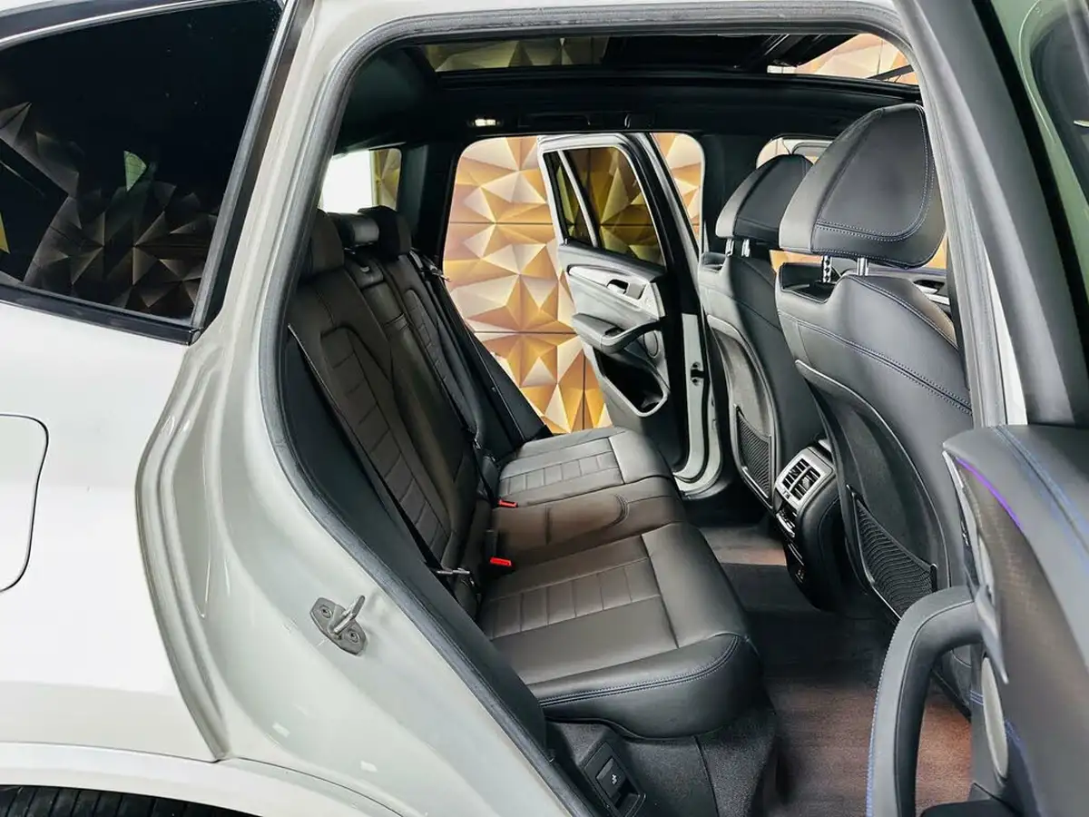 2022-bmw-ix3-e-m-sport-pro-big-70