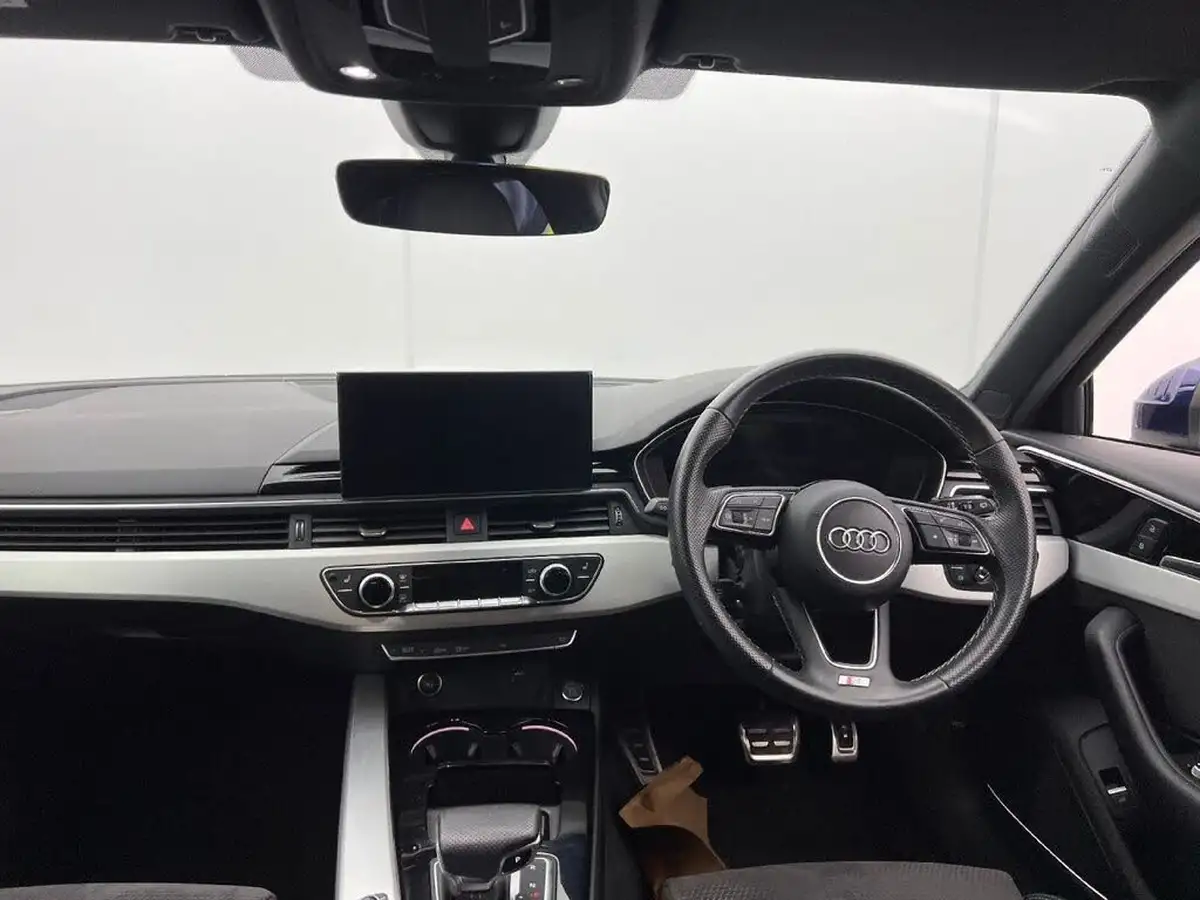2021-audi-a4-avant-20-35-tfsi-s-line-tronic-big-10