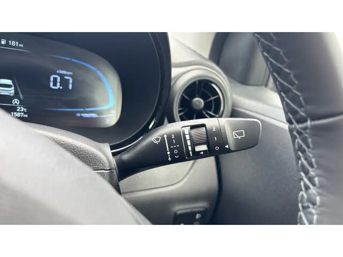 2025-hyundai-i10-12-advance-79ps-big-44