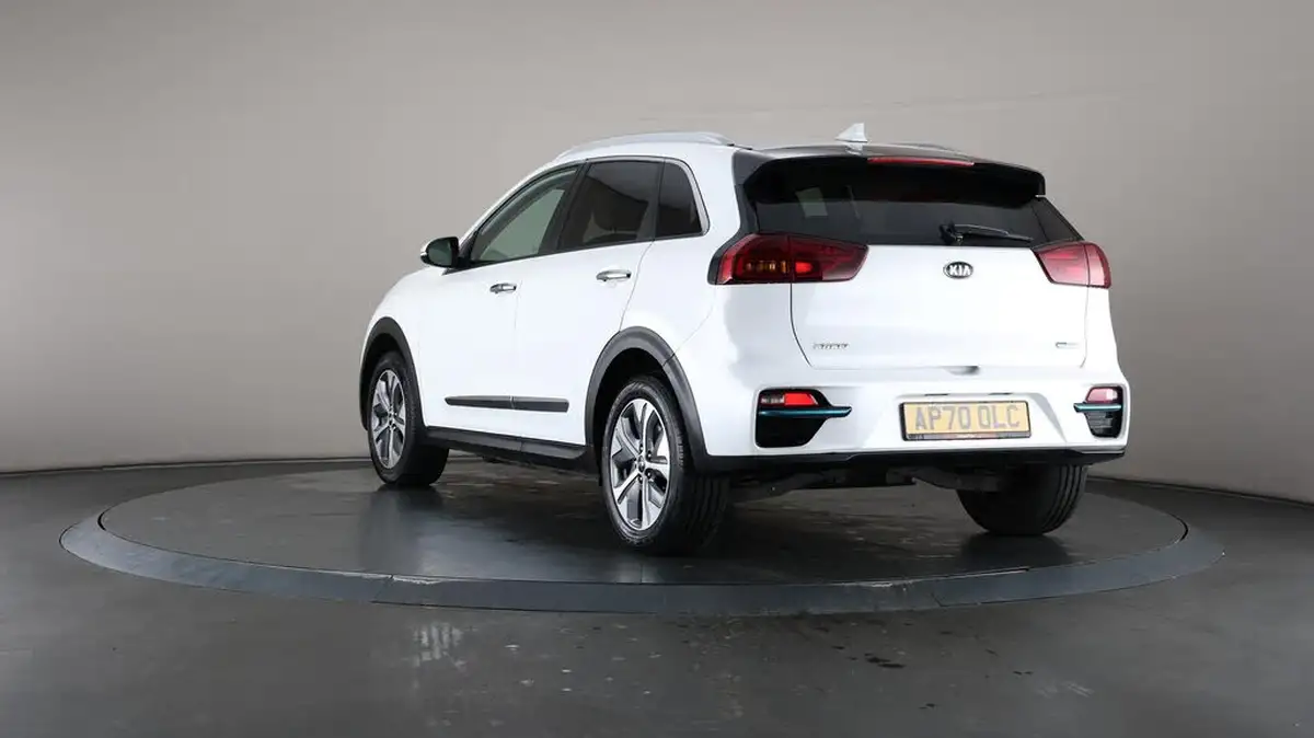 2020-kia-e-niro-ev-4-big-47