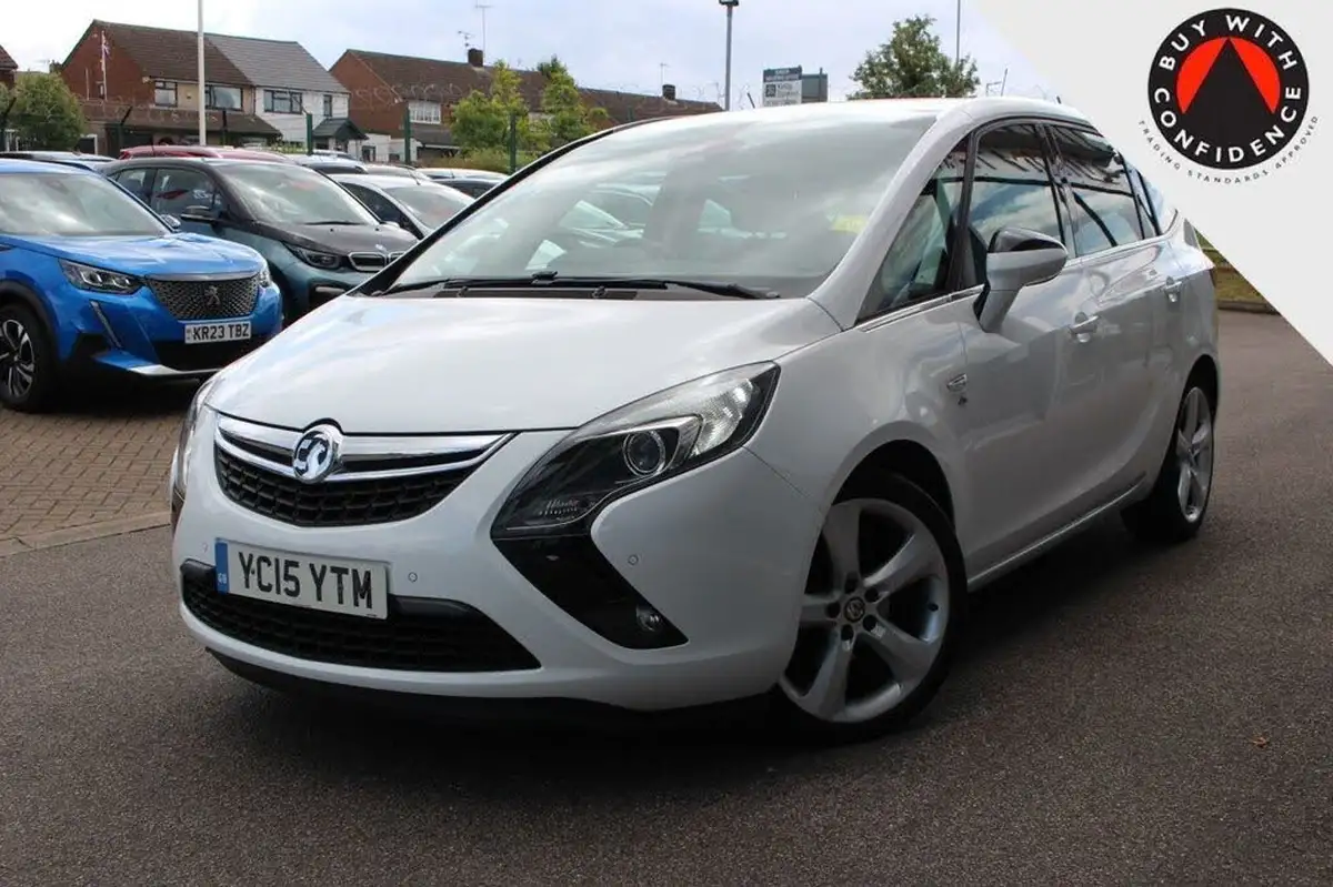 2015-vauxhall-zafira-tourer-16cdti-elite-big-4