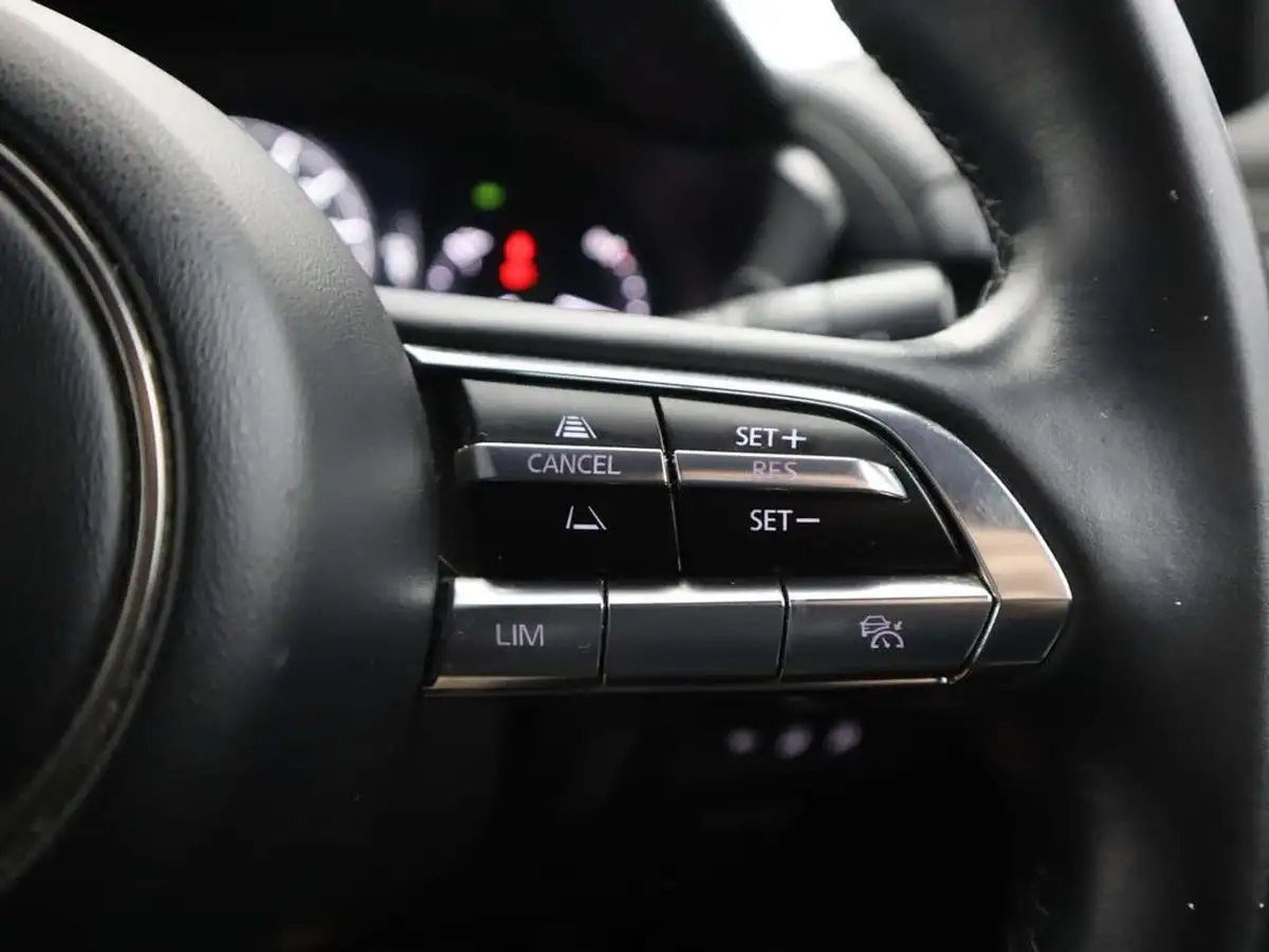 2021-mazda-mx-30-e-first-edition-big-34
