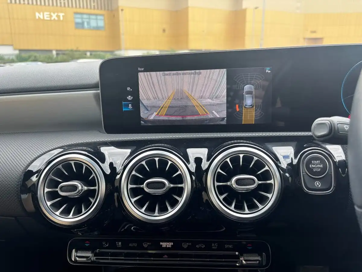 2019-mercedes-benz-a-class-13-a200-amg-line-premium-plus-hatchback-5d-big-34