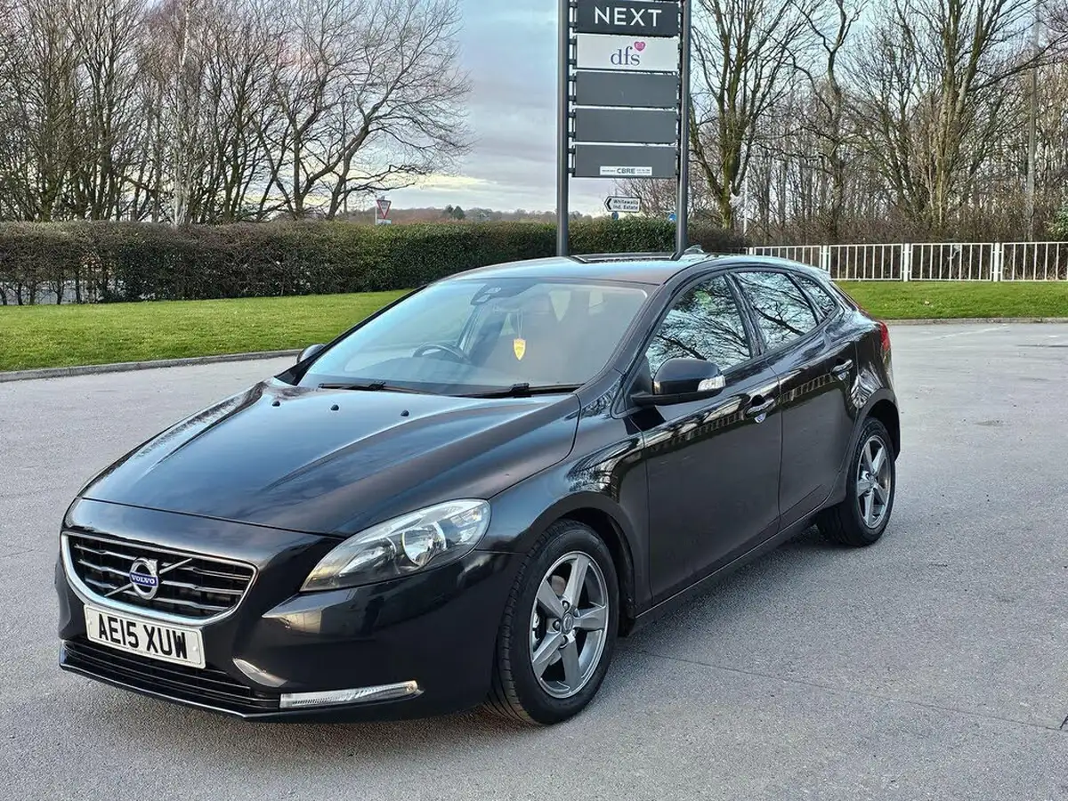 2015-volvo-v40-16td-d2-es-big-8