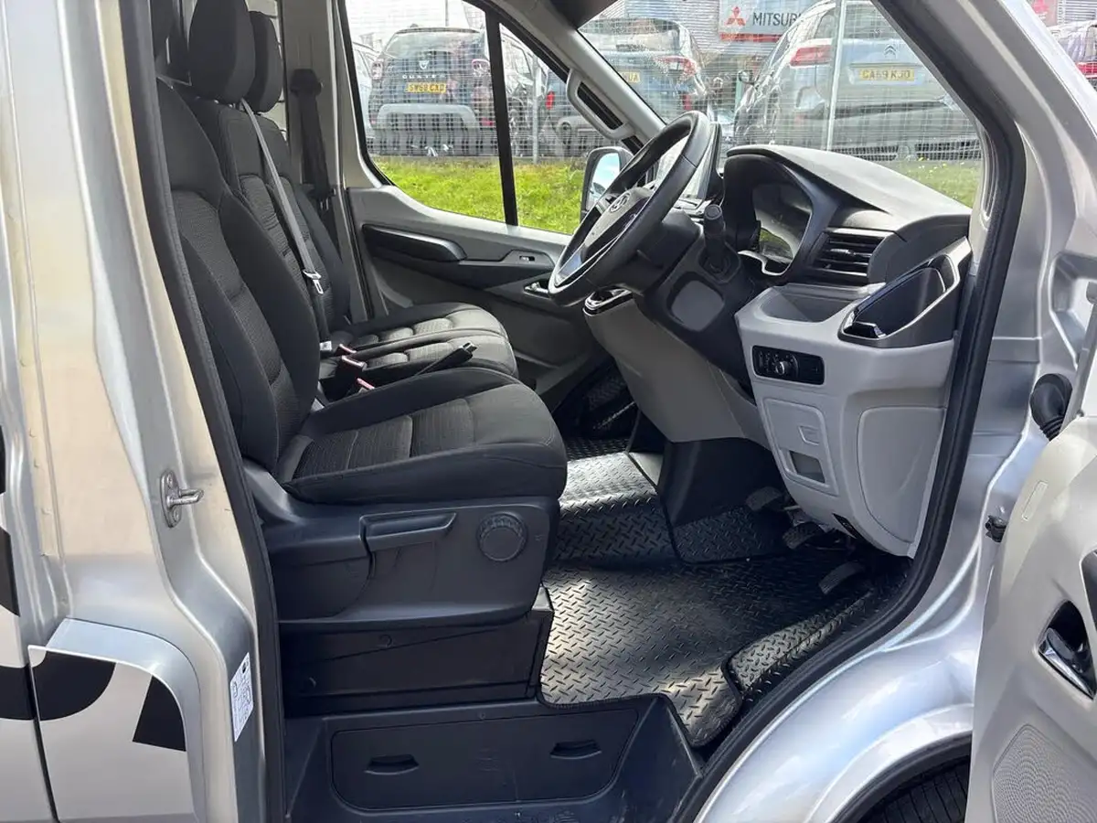 2022-maxus-deliver-9-20tdi-l3h2-lux-big-31