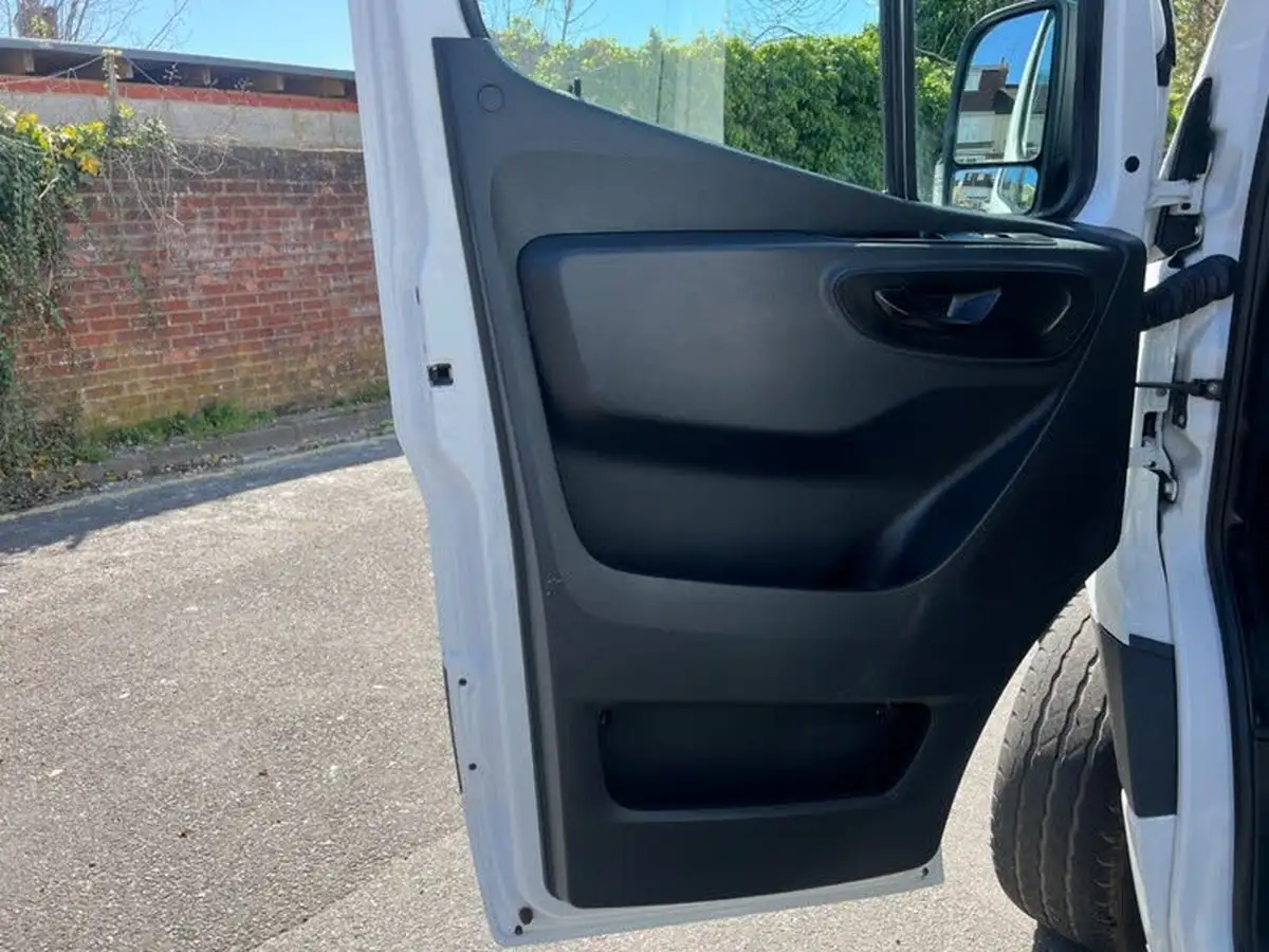 2021-mercedes-benz-sprinter-20cdi-315-l1h1-progressive-150pseu6dt-panel-rwd-eco-gear-360-big-8