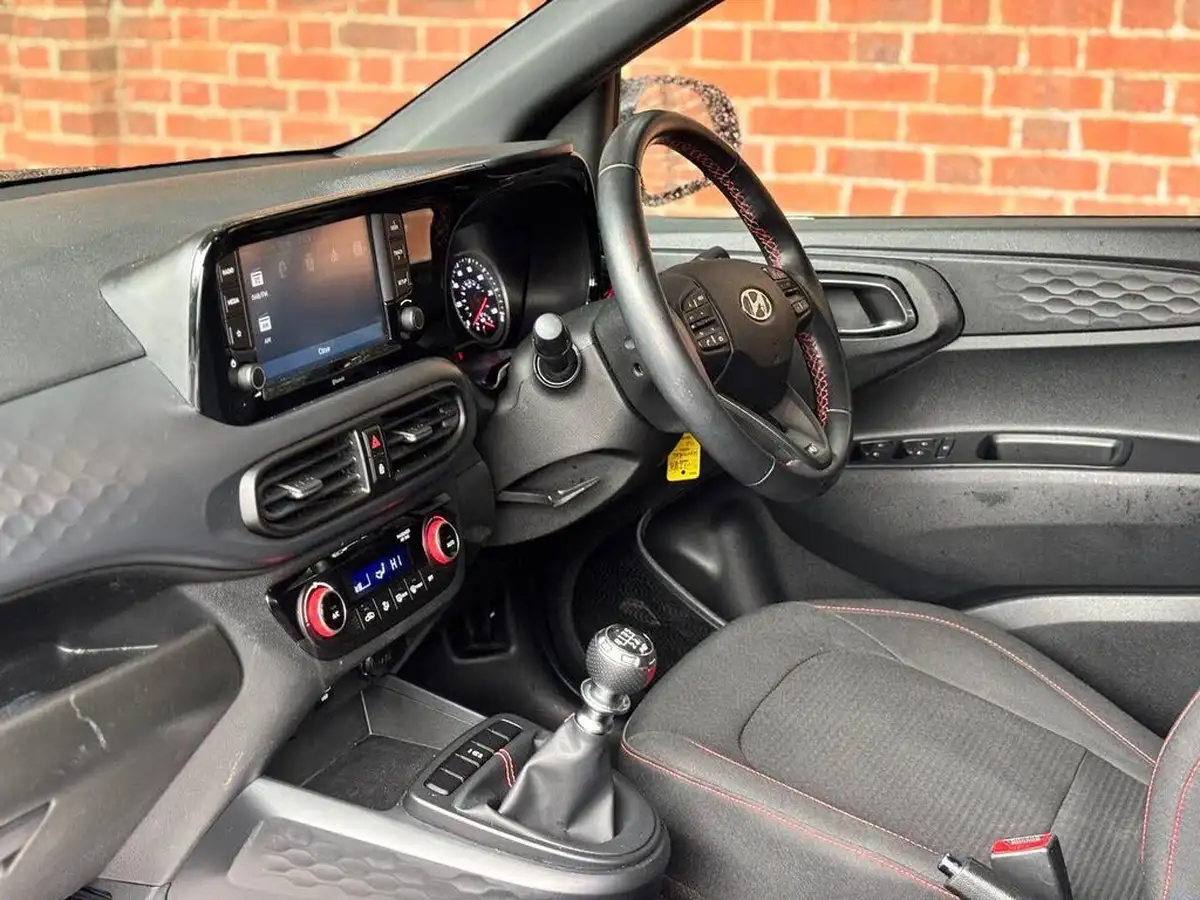 2022-hyundai-i10-10-t-gdi-n-line-big-9