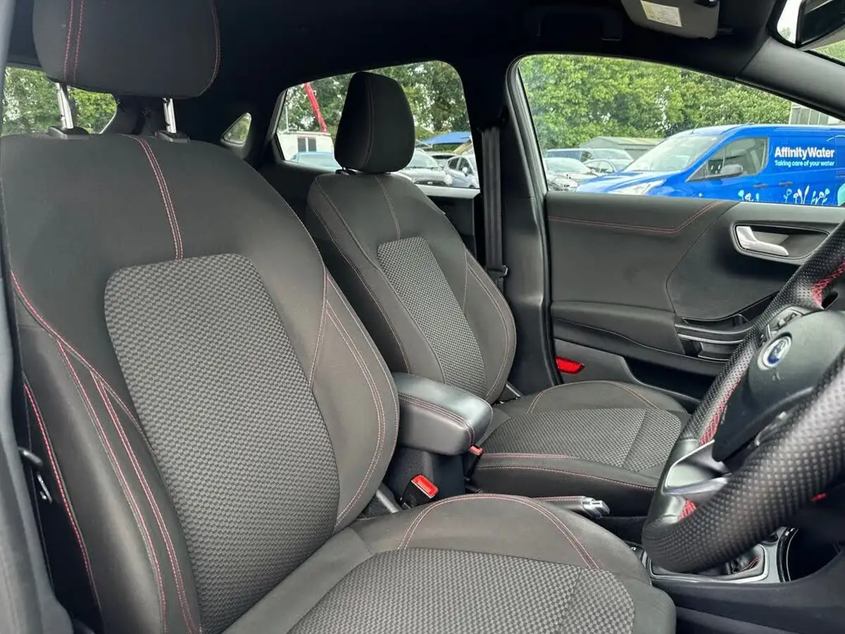 2022-ford-puma-suv-10-st-line-125ps-big-11