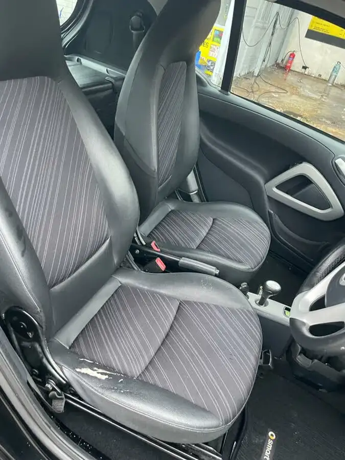 2014-smart-fortwo-10-edition-21-coupe-big-10