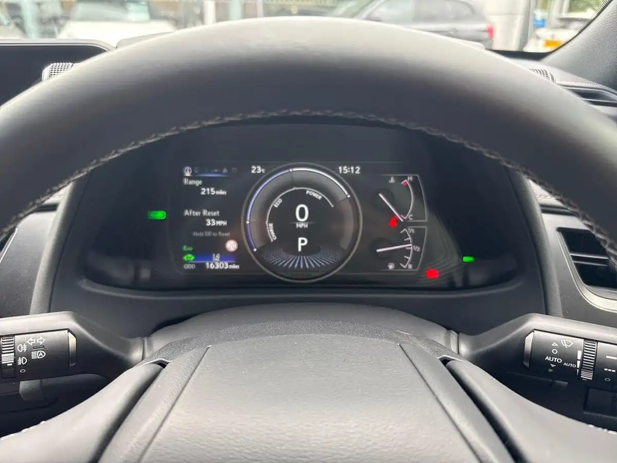 2021-lexus-ux-250h-20-ux-184bhp-without-navigation-big-13
