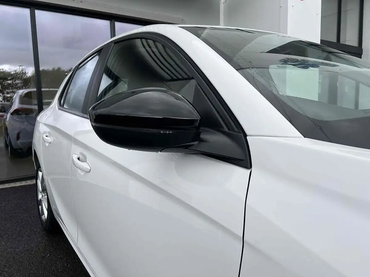 2020-vauxhall-corsa-12i-se-big-11