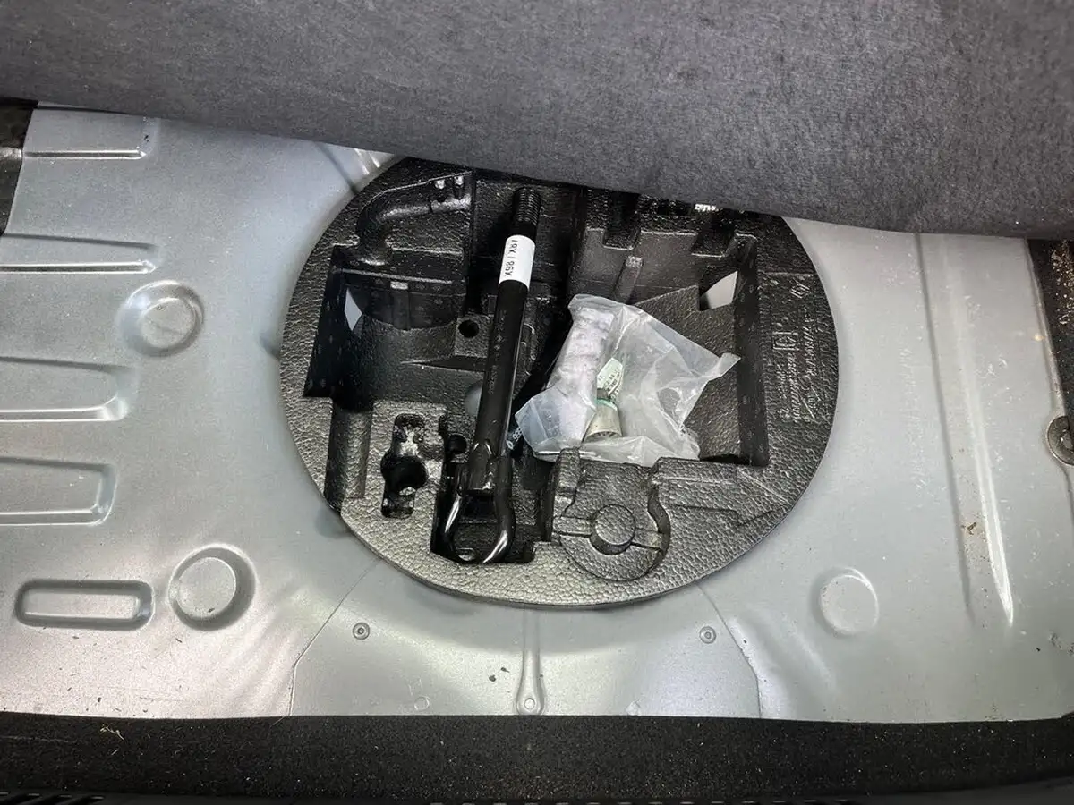 2015-renault-clio-12-dynamique-nav-big-22