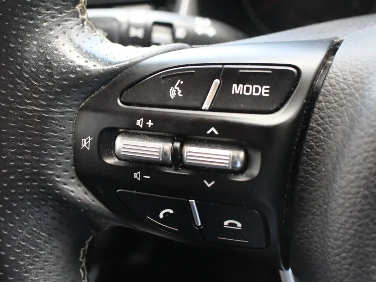 2021-kia-stonic-10-t-gdi-gt-line-big-7