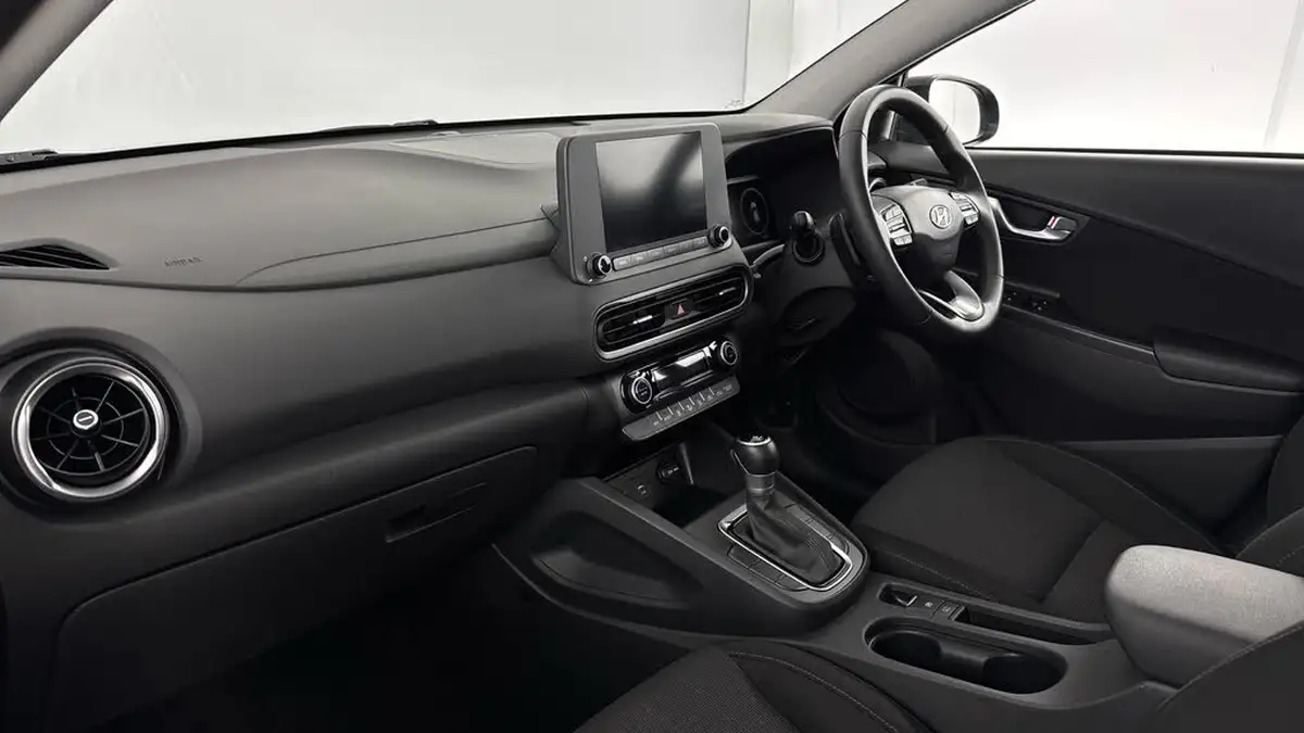 2023-hyundai-kona-16-gdi-se-connect-big-8