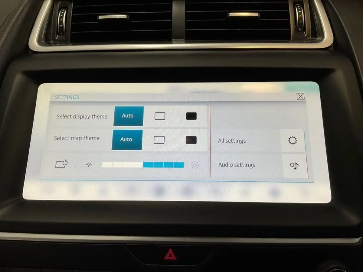 2019-jaguar-e-pace-20-i4d-s-awd-auto-big-61
