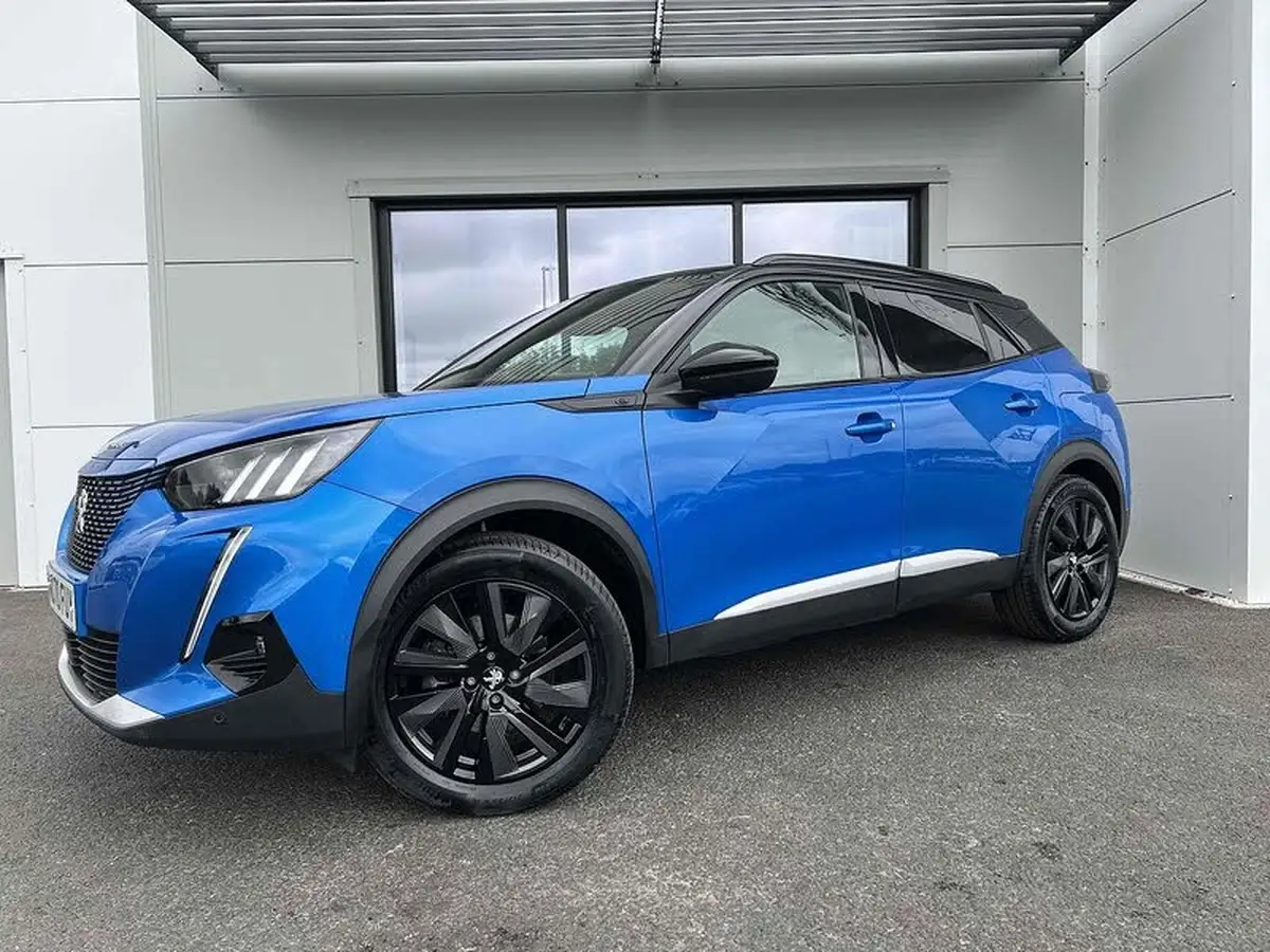 2021-peugeot-2008-suv-e-gt-premium-big-26