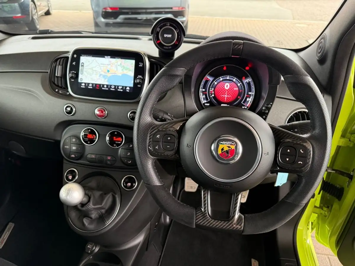 2021-abarth-595-14-tjet-competizione-big-11