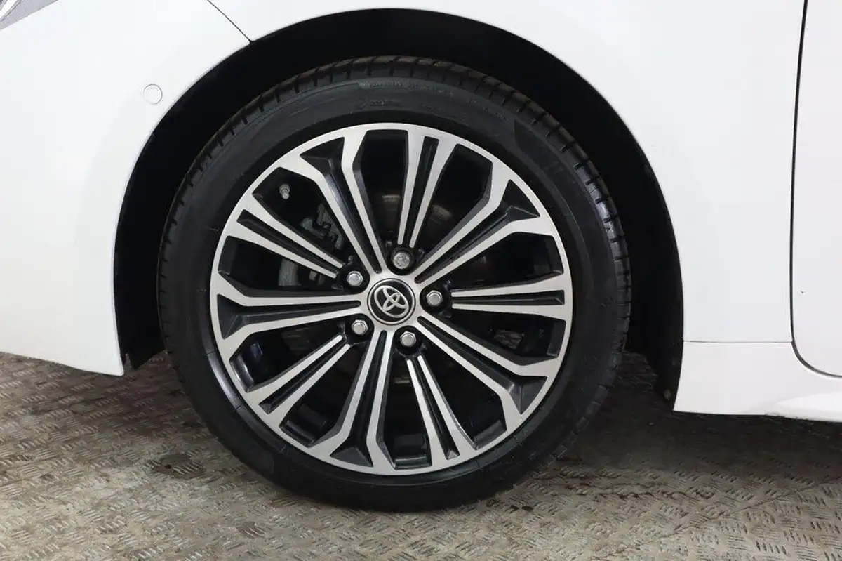 2021-toyota-corolla-18-vvt-i-excel-trk-touring-sports-big-29