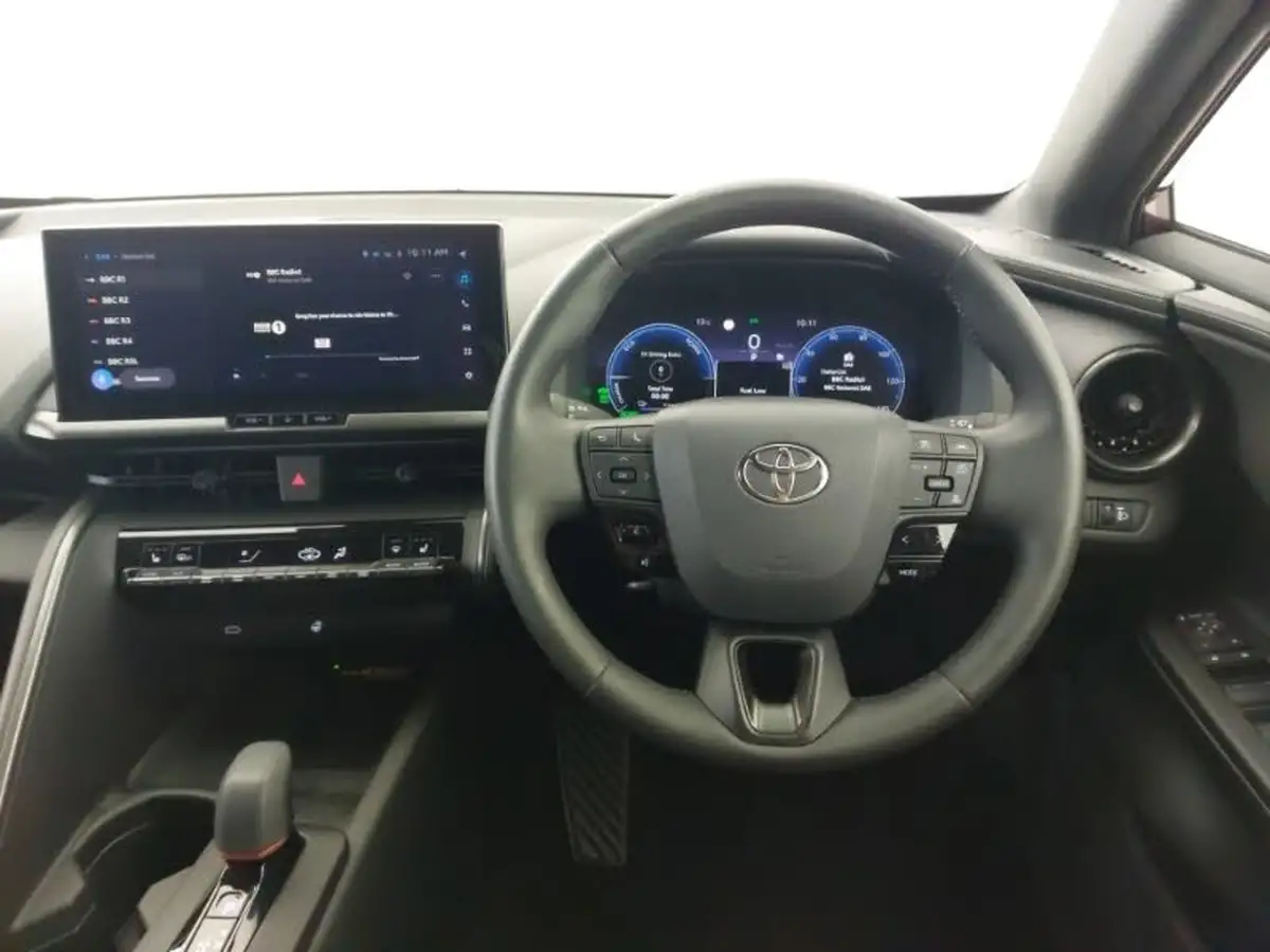 2025-toyota-c-hr-20-vvt-i-design-pan-roof-big-6