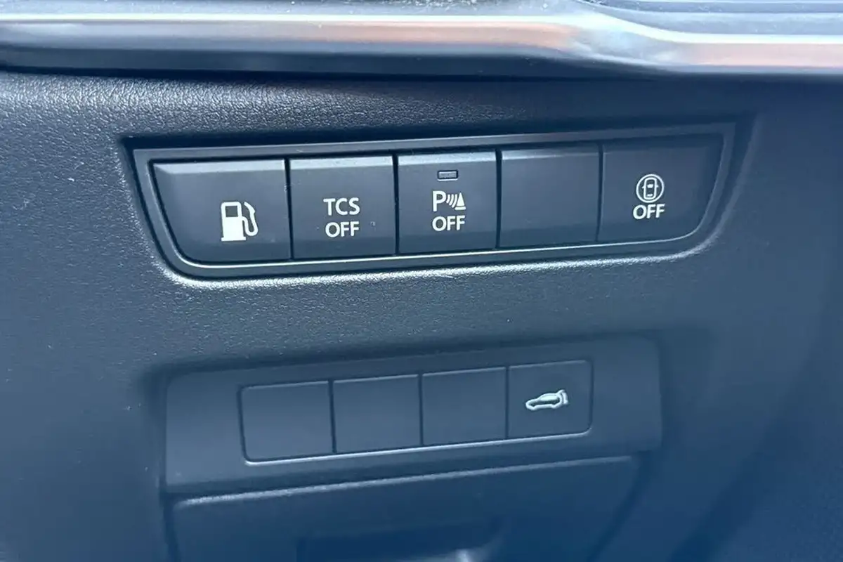 2023-mazda-cx-60-25-e-skyactiv-exclusive-line-big-24