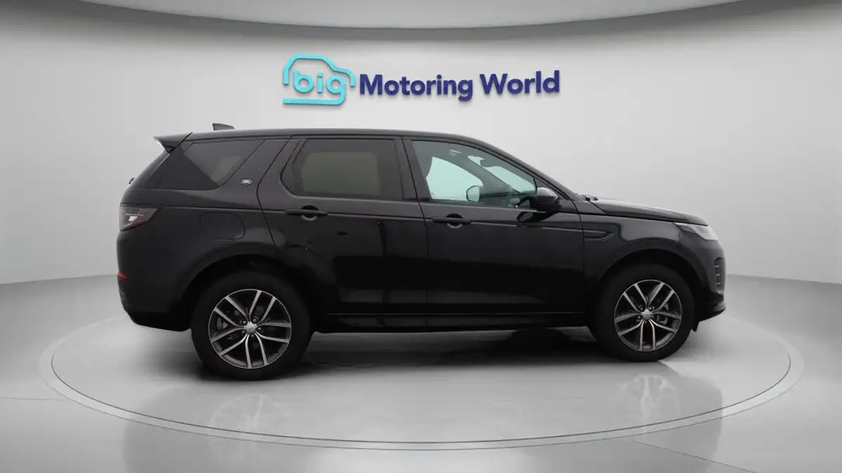 2024-land-rover-discovery-sport-15-p270e-dynamic-se-big-8