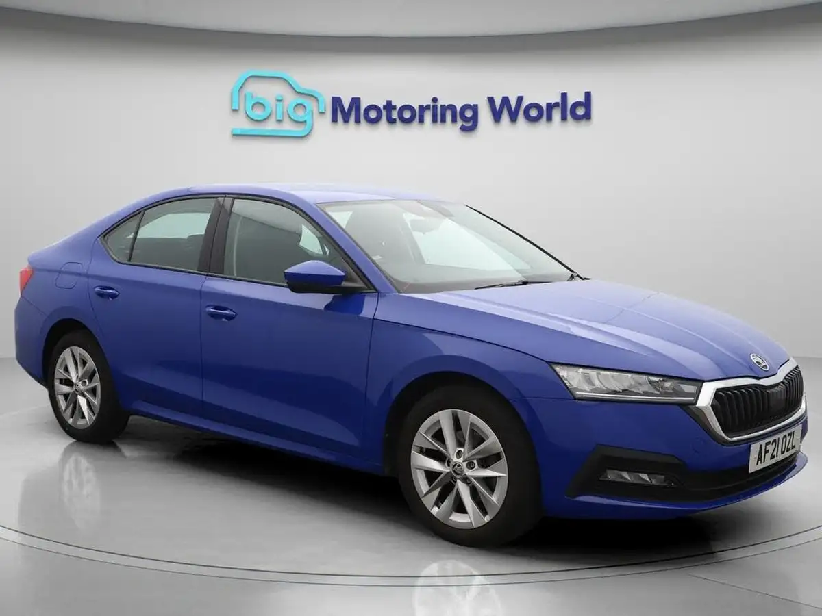 2021-skoda-octavia-10-tsi-e-tec-se-technology-hatchback-big-0