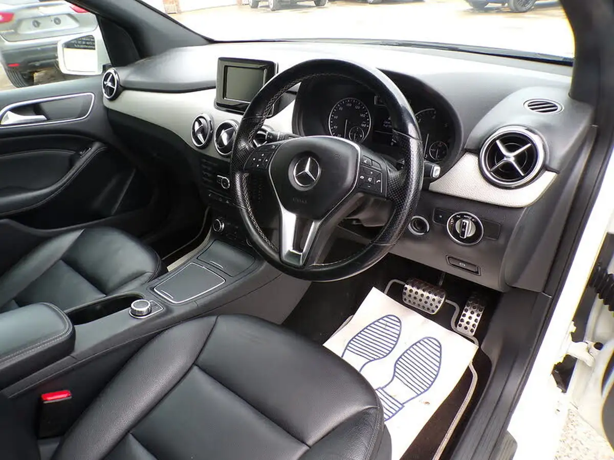 2012-mercedes-benz-b-class-18td-b200-sport-136bhp-blueefficiency-7g-dct-big-11