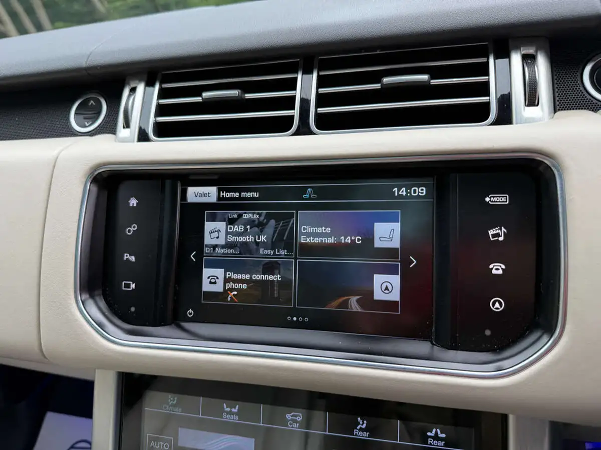 2015-land-rover-range-rover-30tdv6-vogue-big-75
