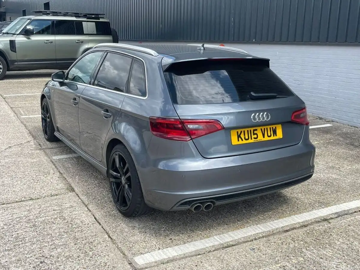 2015-audi-a3-20-tdi-s-line-150ps-sportback-5d-big-6
