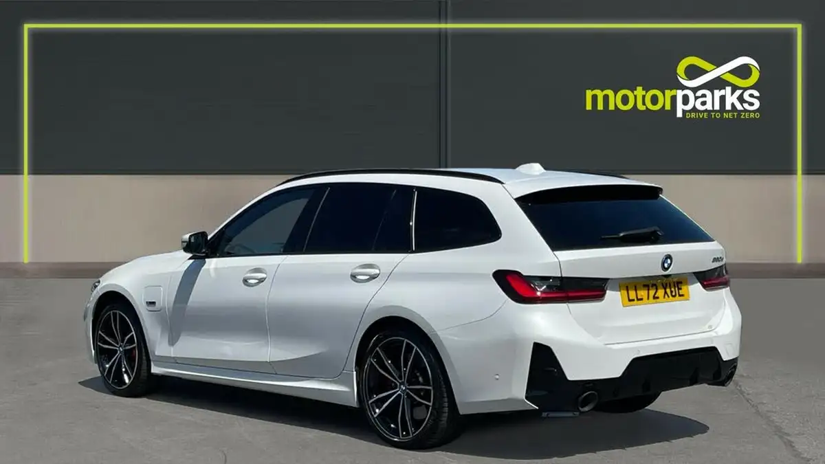 2022-bmw-3-series-20-330e-m-sport-touring-5d-big-4
