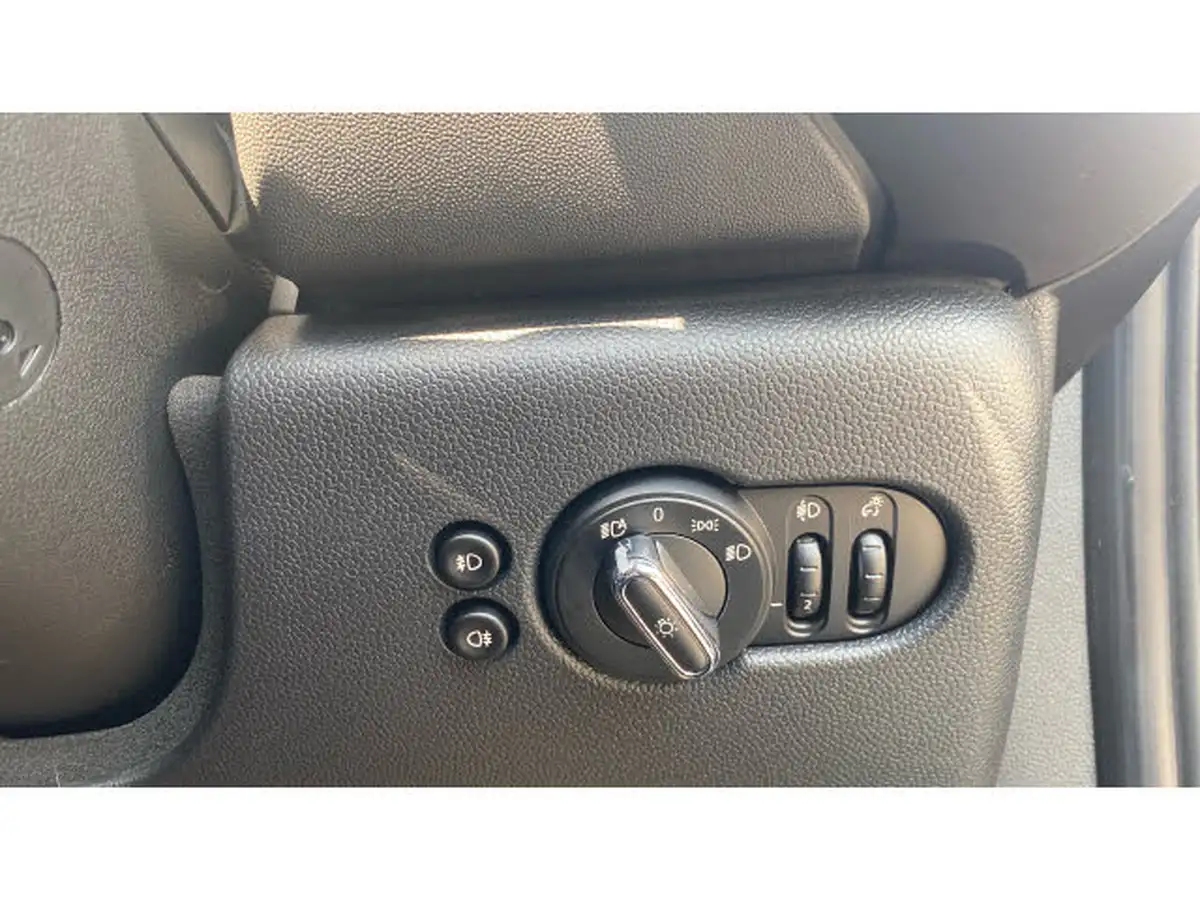 2019-mini-cooper-15-cooper-exclusive-134bhp-hatchback-5d-auto-big-40