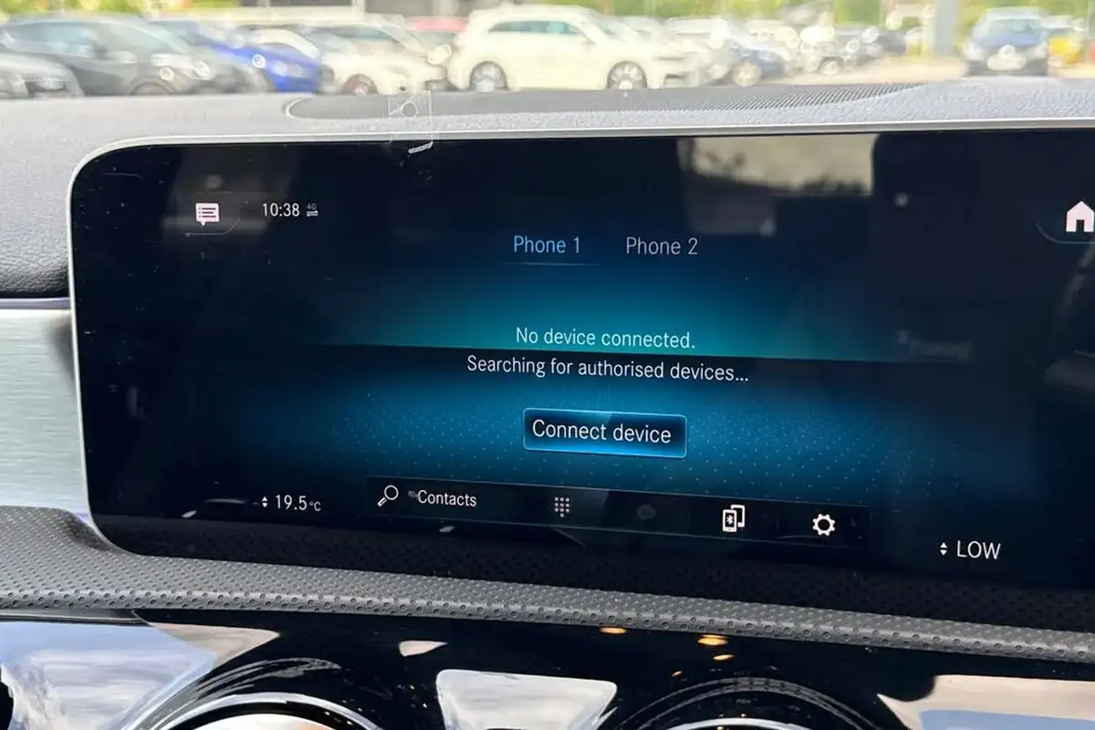2019-mercedes-benz-a-class-13-a200-amg-line-premium-hatchback-5d-7g-dct-big-47