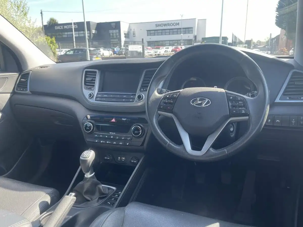 2017-hyundai-tucson-17crdi-blue-drive-sport-edition-116ps-big-16