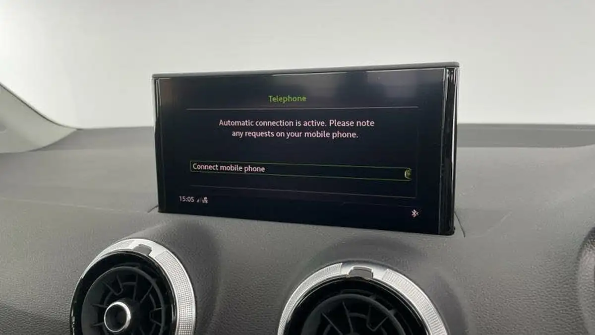 2022-audi-q2-10-30-tfsi-sport-big-16
