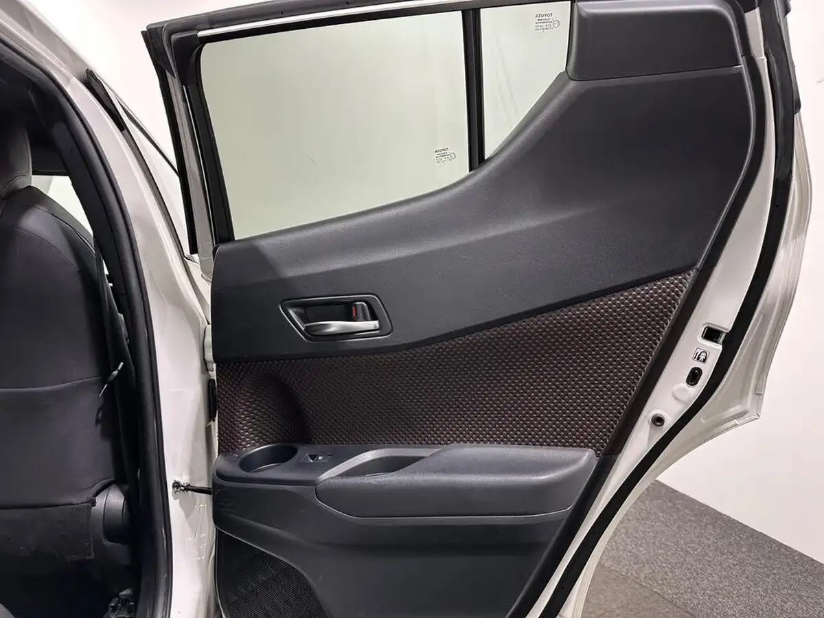 2017-toyota-c-hr-18-vvt-i-excel-big-41